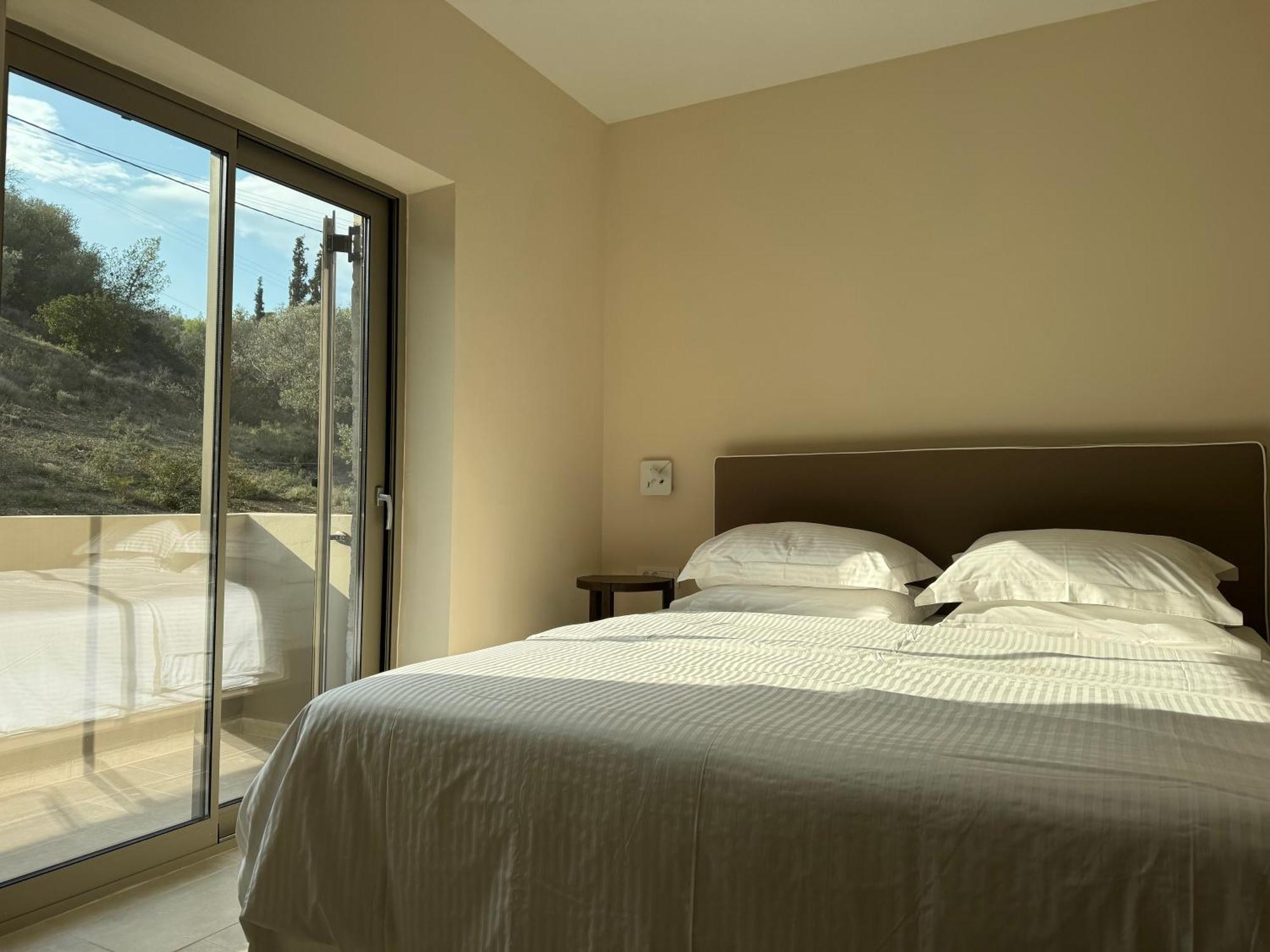 Topos Luxury Stay Heraion Loutraki  Eksteriør bilde