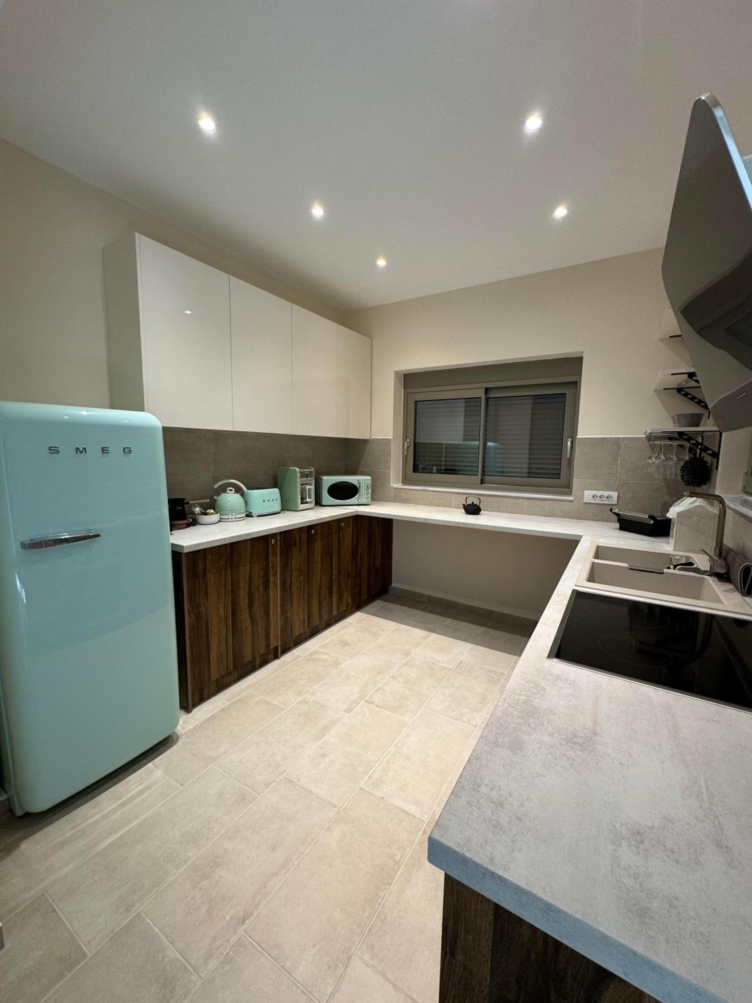 Topos Luxury Stay Heraion Loutraki  Eksteriør bilde